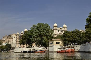 06 Lake_Pichola,_Udaipur_DSC4438_b_H600